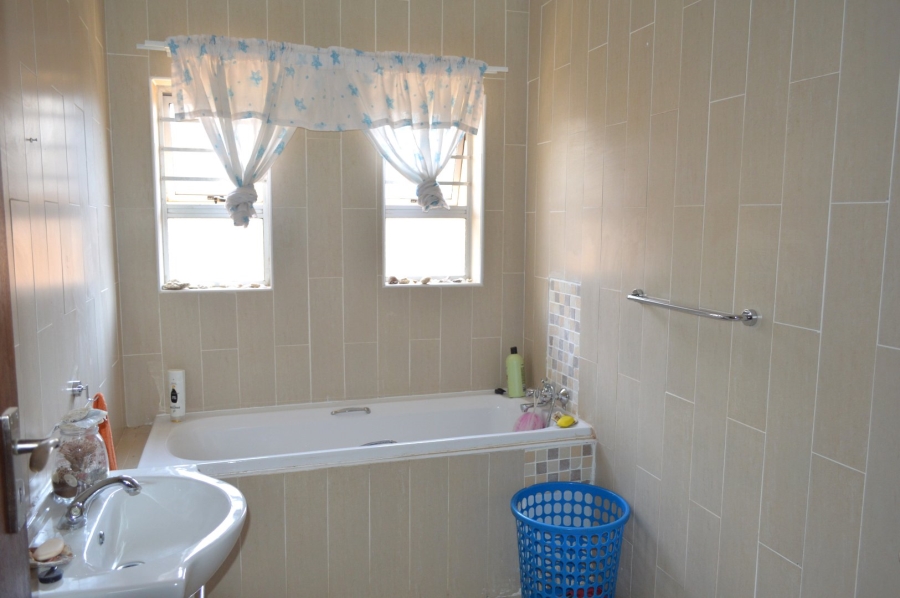 3 Bedroom Property for Sale in Wilkoppies North West